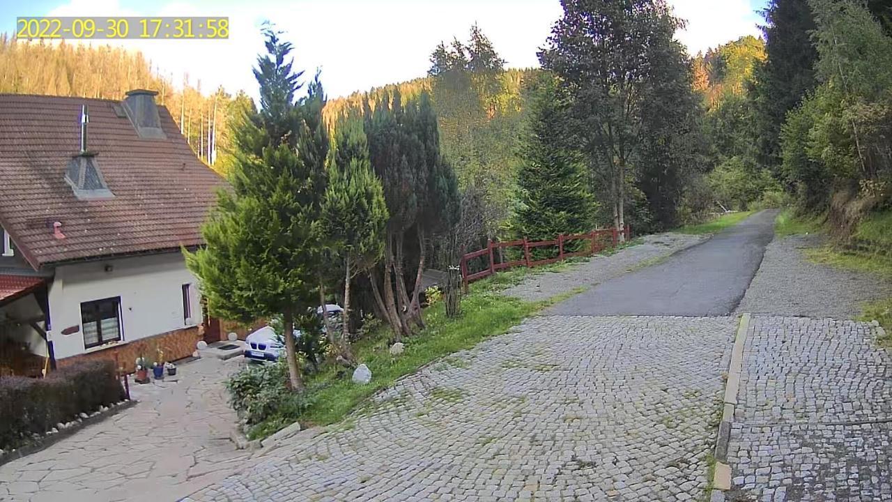 Monteur- Und Ferienwohnung Waldrauschen Fehrenbach المظهر الخارجي الصورة