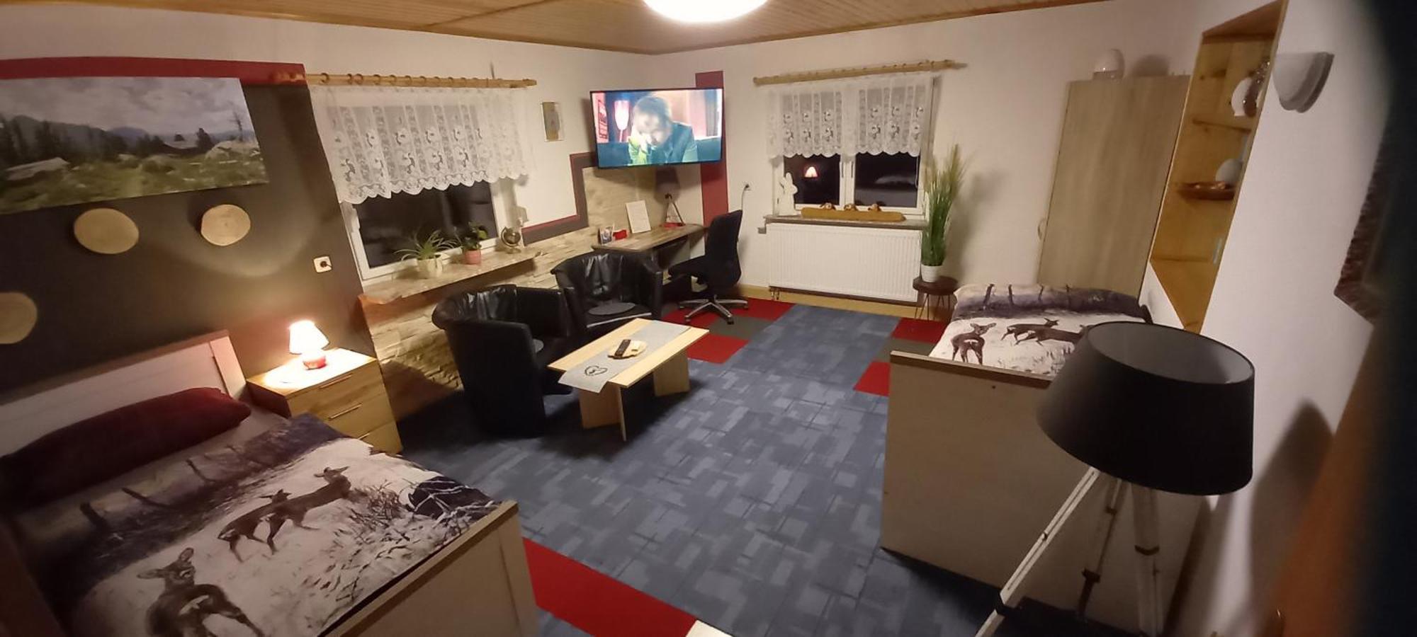 Monteur- Und Ferienwohnung Waldrauschen Fehrenbach المظهر الخارجي الصورة